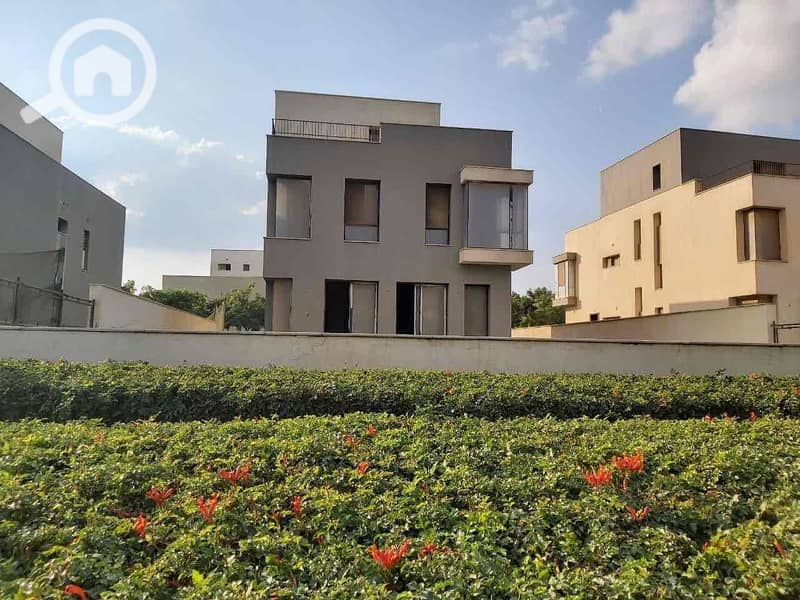 4 e67680fb-2efd-481f-ae98-c1ee47ae13f8. jpg