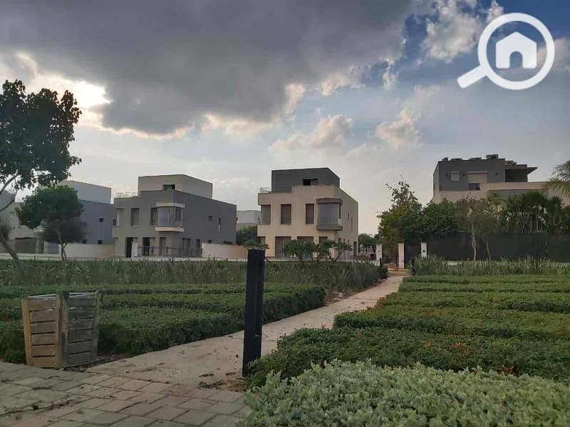 8 8a7b1451-9f7a-418b-98ca-c97311972cc5. jpg