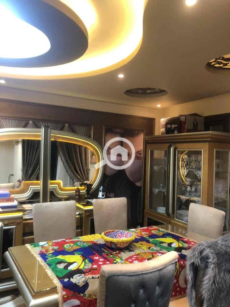 fe96d648-38b6-435a-8e25-a14263a630ed. jpg