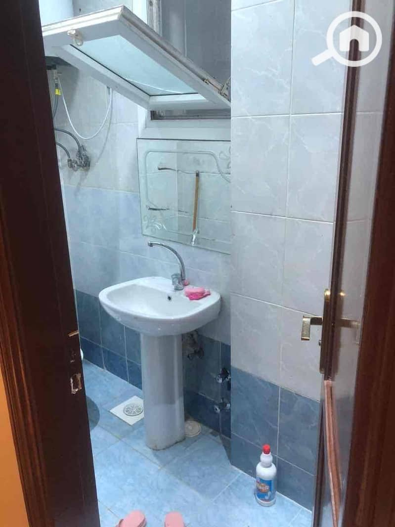 12 6176afe8-10fa-4bac-8aea-3a358c850ef5. jpg