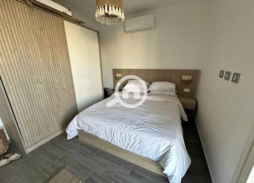 6 568659156_796716999834267_3252282270151645239_n. jpg