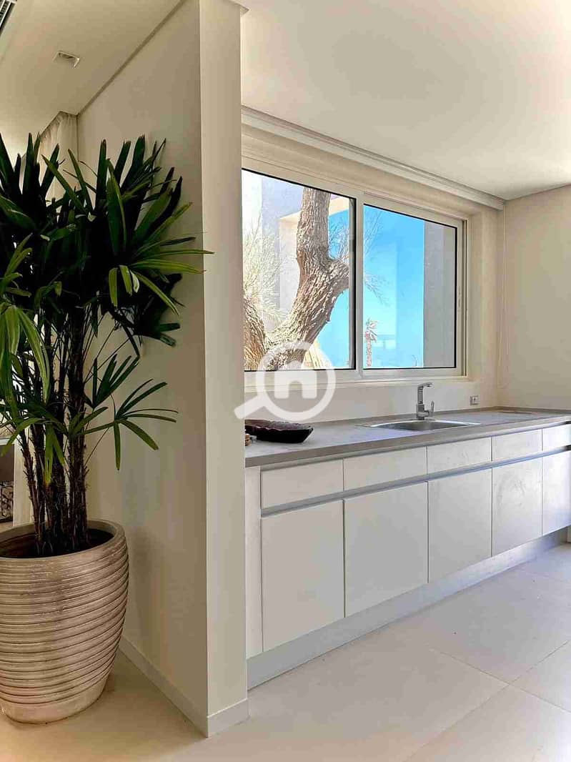 6 IMG-20250919-WA0206(1). jpg