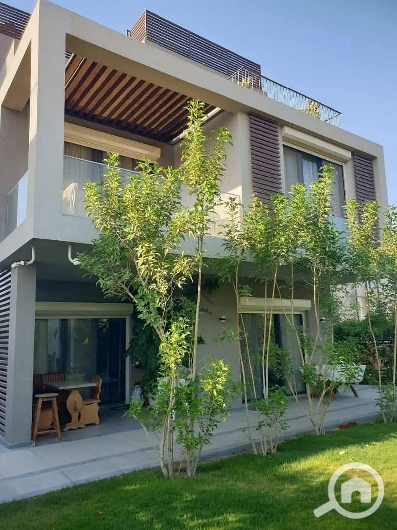 2 FB_IMG_1761183774506. jpg