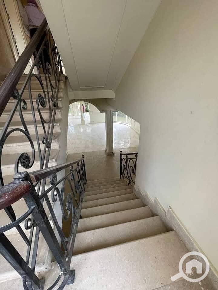 7 FB_IMG_1759428667032. jpg