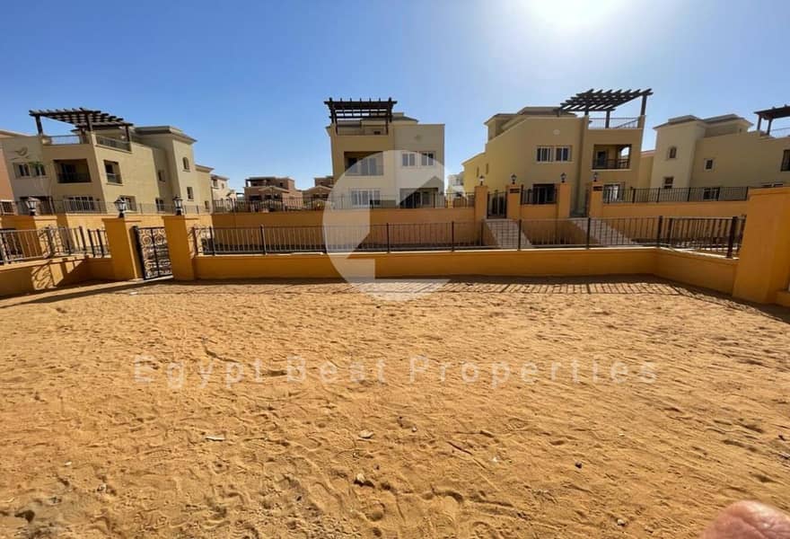 4 4d2bf45d-92eb-41c1-b384-3b9c78082f93. jpg