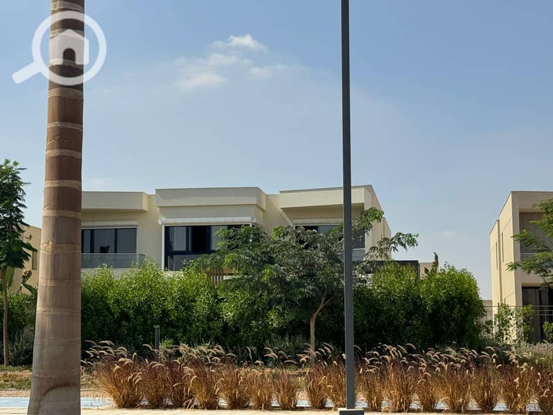 10 WhatsApp Image 2025-10-12 at 03.09. 16_f13b0f78. jpg