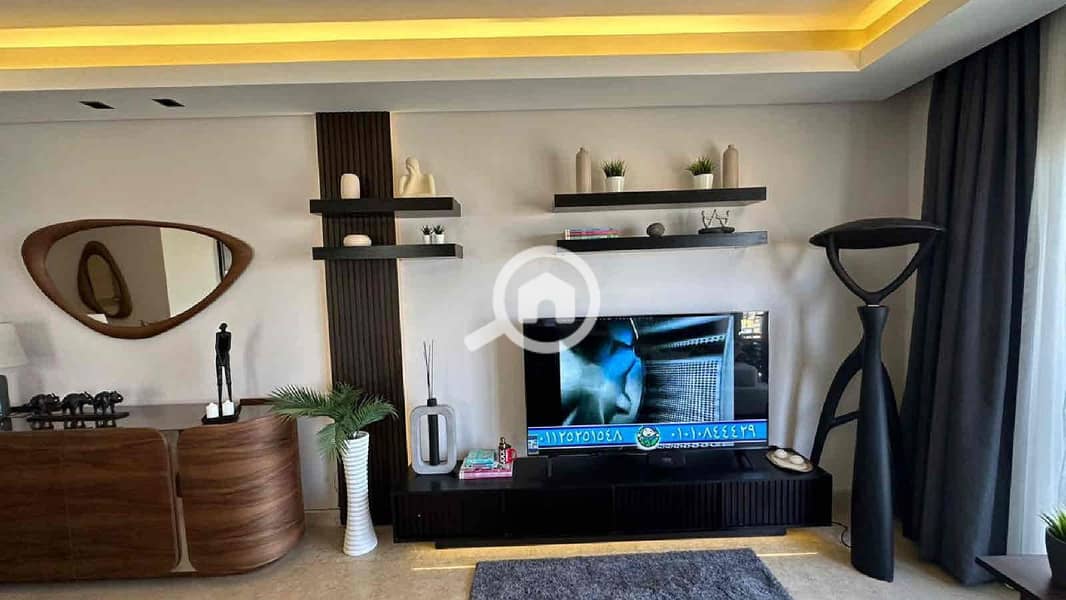 4 47b76bfd-56f6-45e8-b726-9757f2a8af26. jpg