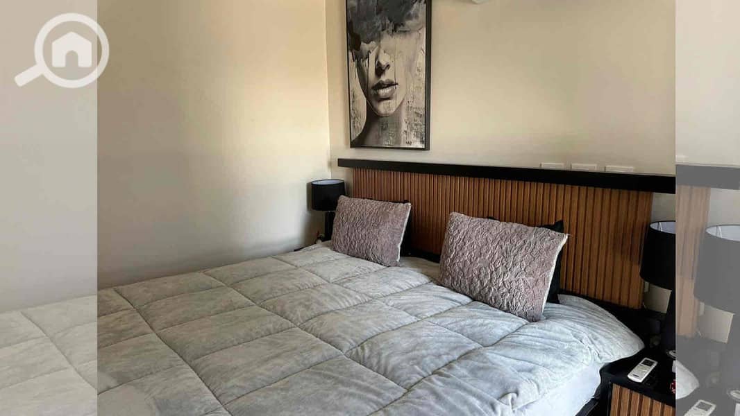 10 66234078-e72e-4c94-b6ad-d5876e3b4fe3. jpg