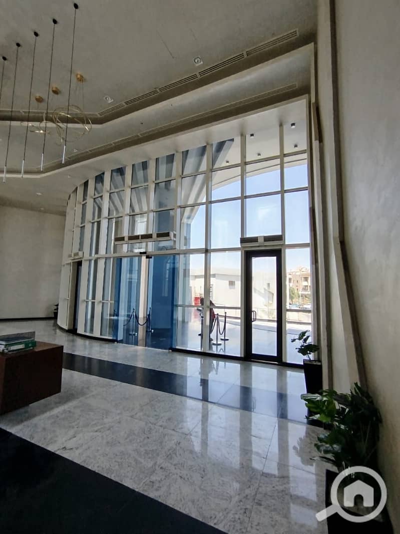 2 8e6a66c3-39f4-4562-b194-b387440895a1. jpg