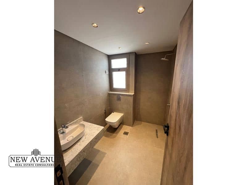 11 WhatsApp Image 2025-10-27 at 4.57. 27 PM (1). jpg