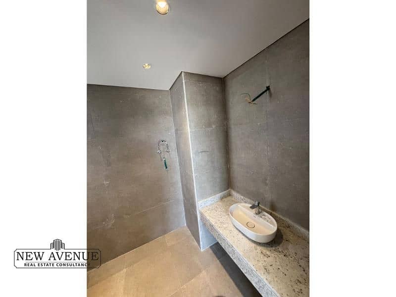 12 WhatsApp Image 2025-10-27 at 4.57. 27 PM (2). jpg