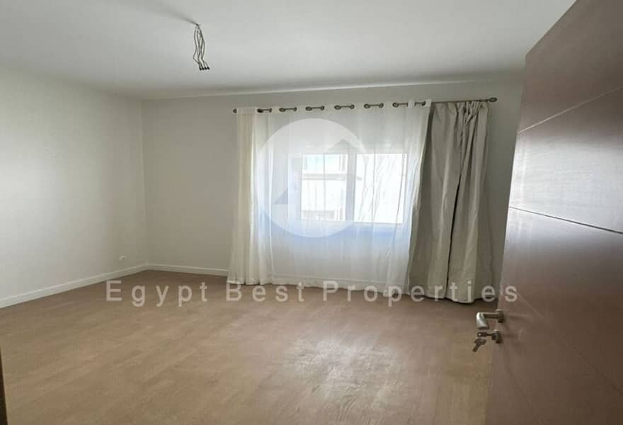 9 d6fbe1fc-87f1-4ad8-8b57-13d0e0020666. jpg