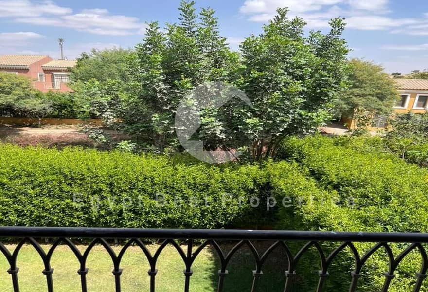 8 df1d6d31-32f3-445b-9e84-3a5aab6d5410. jpg