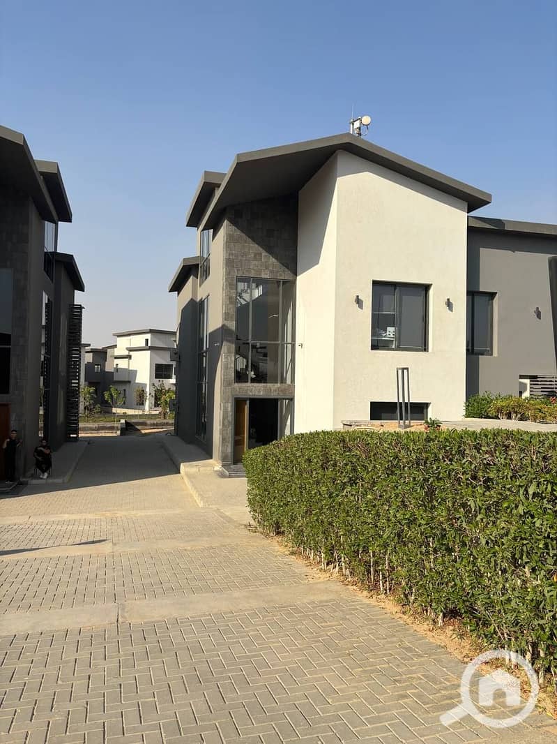 8 photo_2025-07-15_20-26-20. jpg