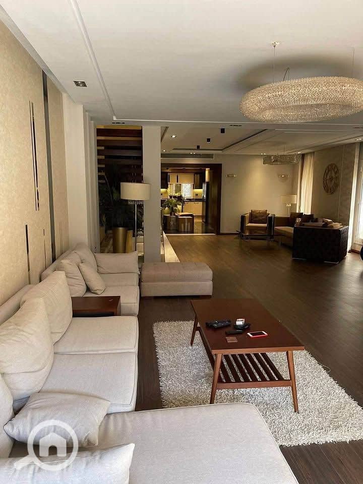 6 525734419_2131678330660071_2634130375274286273_n. jpg