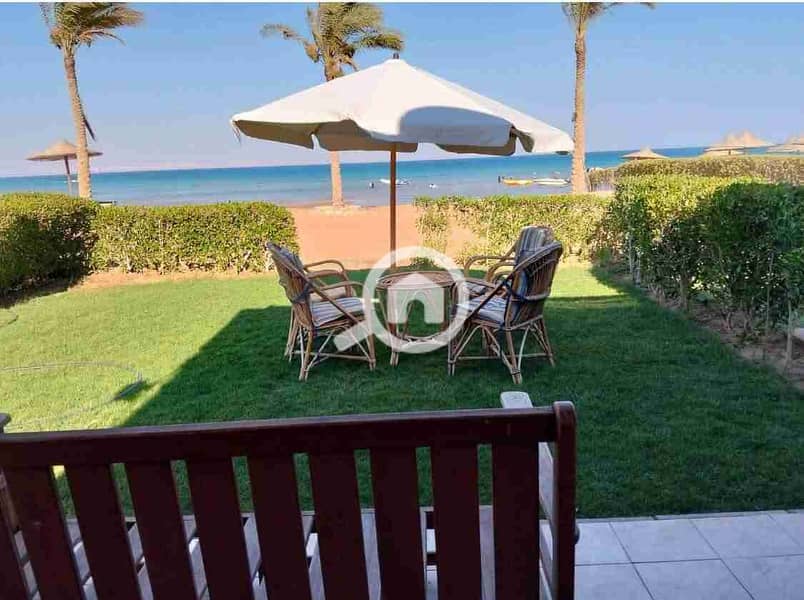 1000389678. jpg 1000389678. jpg