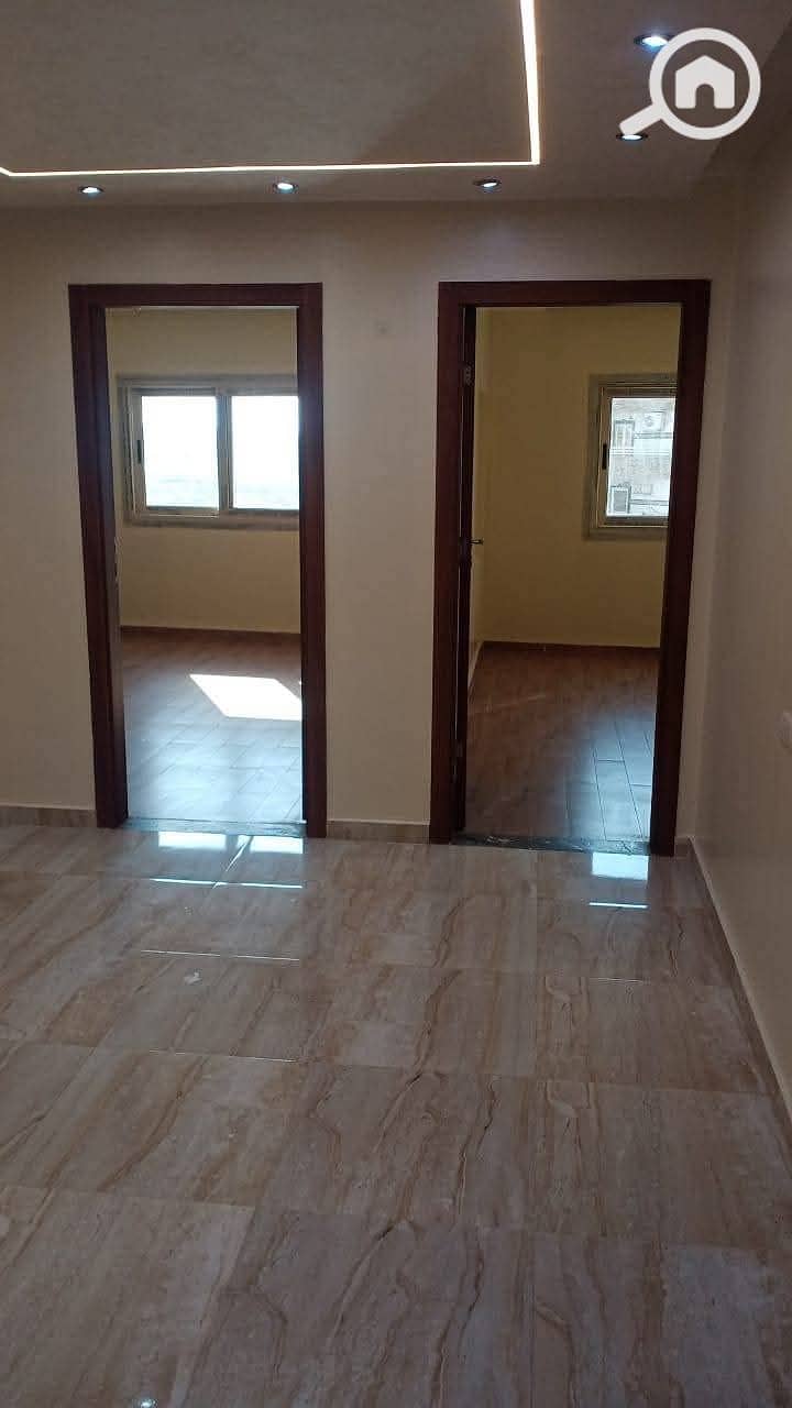 2 be1ce257-2d32-426b-8652-9cc6888967d5. jpeg