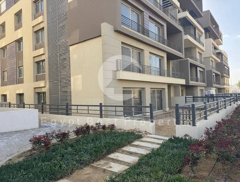 2 b07ea819-86b0-412a-b886-e3e040707c8f. jpg