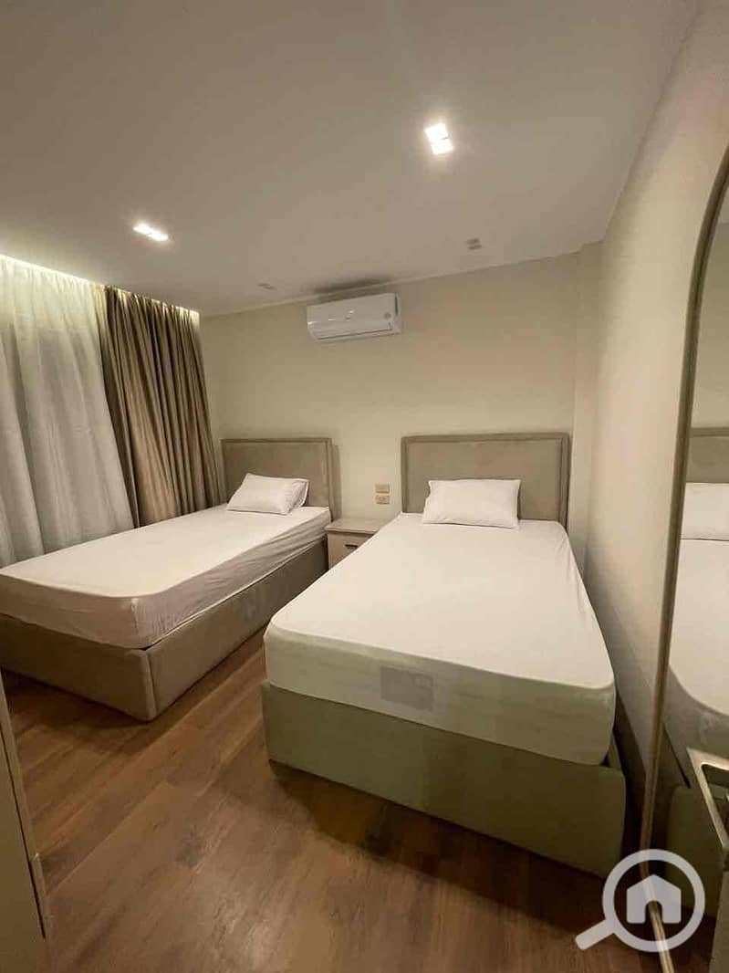 15 7aadc6eb-d949-4973-8e63-8242ad089c22. jpg