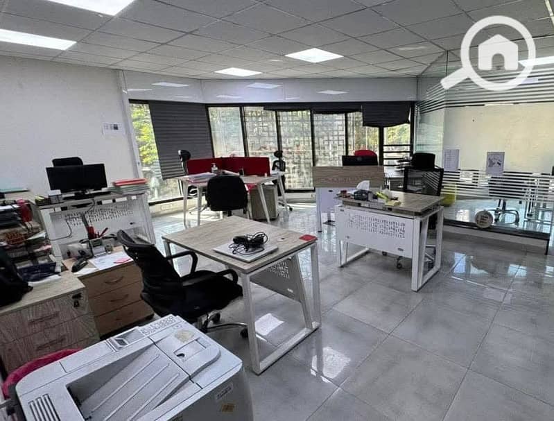 4 646030c1-d7f8-44da-8c37-083763e1b20f. jpeg