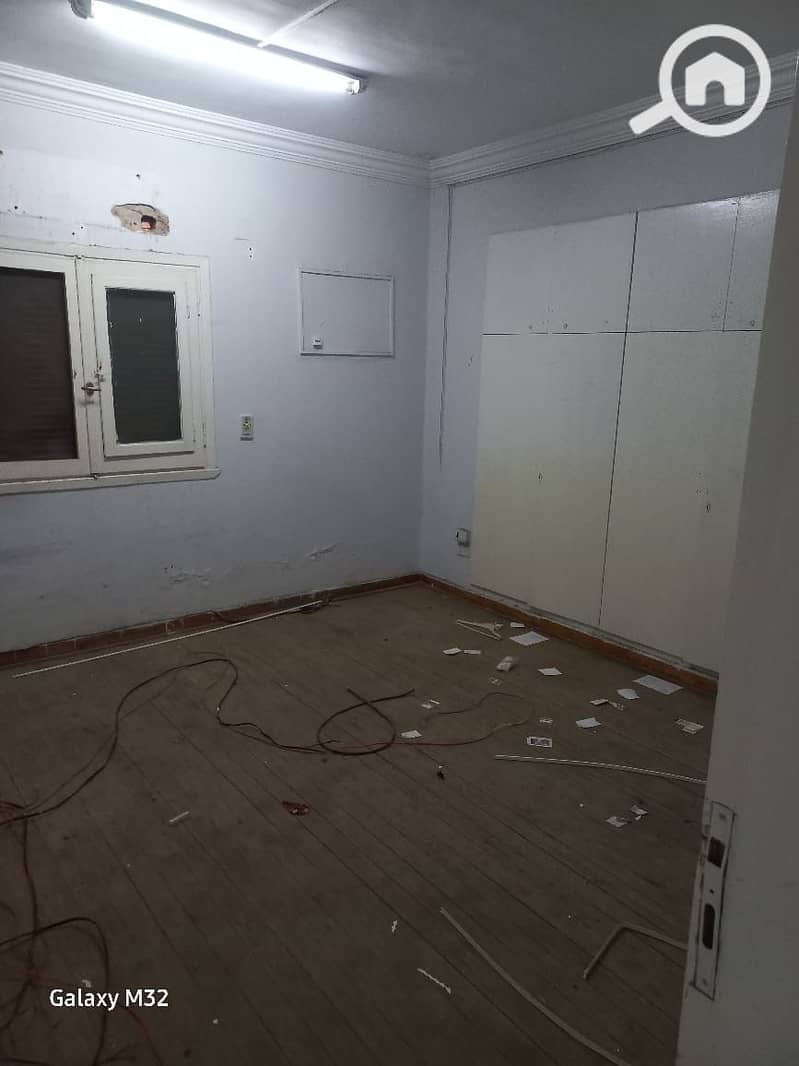 3 4418cdf8-849e-413b-9a39-18fb00d5272d. jpeg