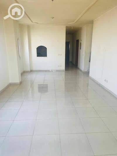 3 Bedroom Flat for Sale in New Cairo, Cairo - a310e92f-0fd7-4183-9075-c999bb4bcd71. jpg 3 Bedroom Flat for Sale in New Cairo, Cairo - a310e92f-0fd7-4183-9075-c999bb4bcd71. jpg