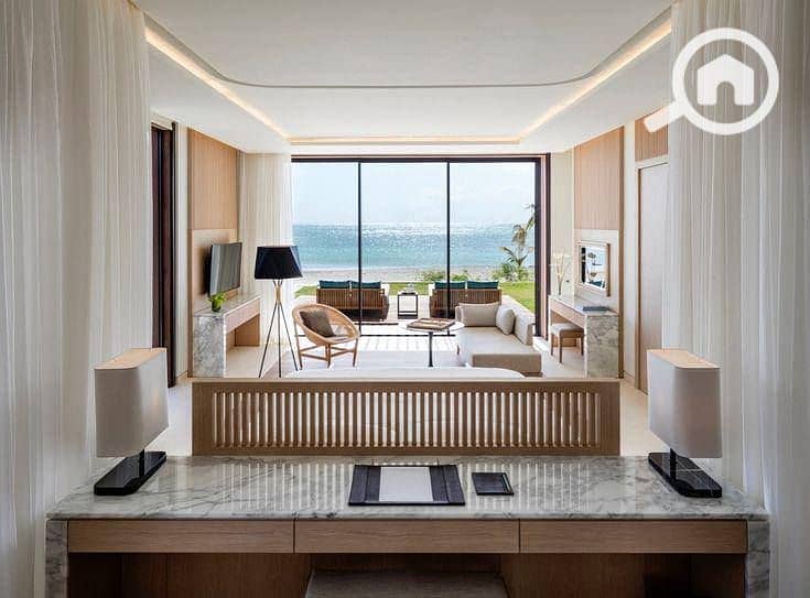 7 475480459_2210233149373708_4429659147789020878_n. jpg