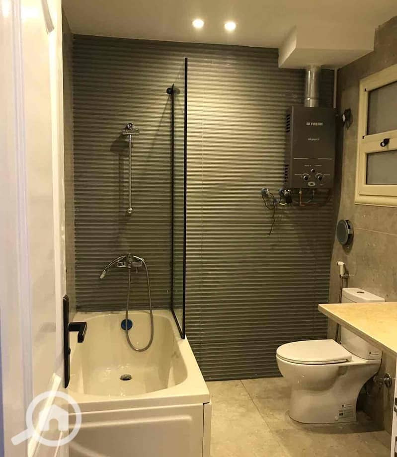 7 9fa1bce8-a2c5-4a40-ba6d-040eee113fff. jpg