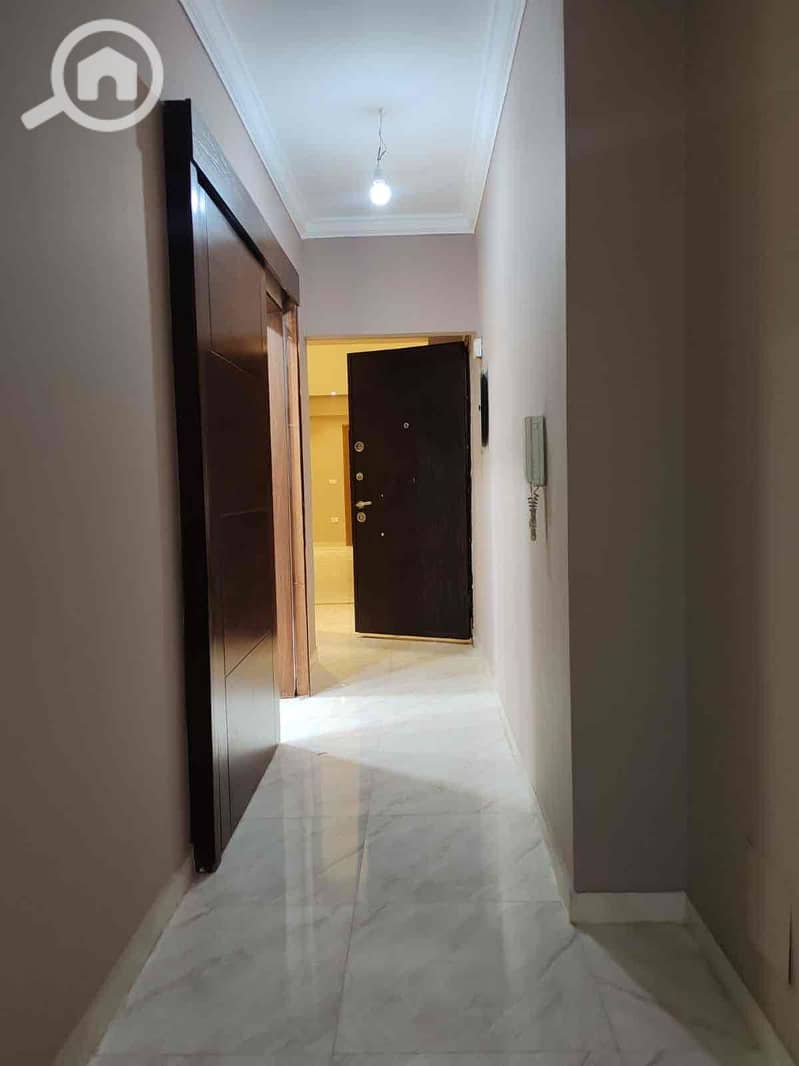 15 008351e4-3423-4ac6-aa66-fa6fd5352272. jpg