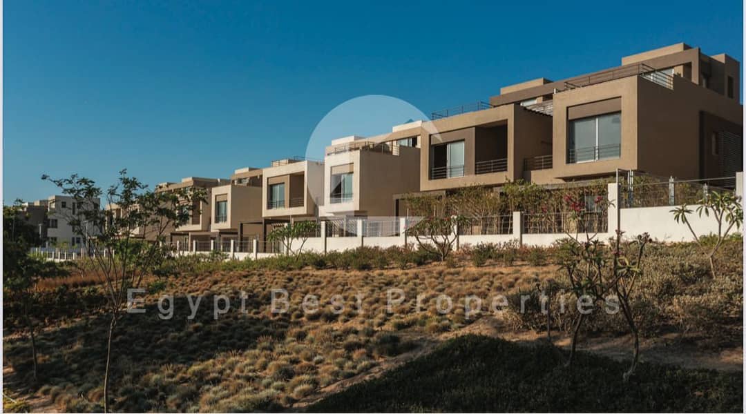 10 c9bb3f70-2f76-4da9-8b3f-4ae1b258a1a6. jpg