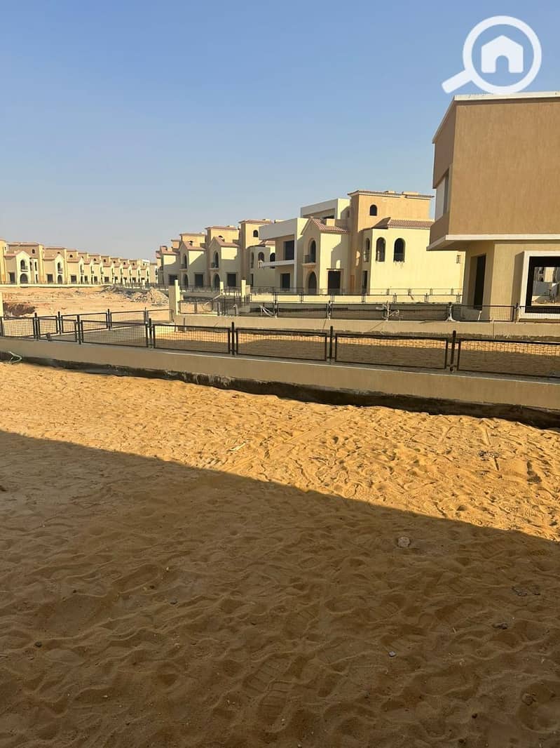 10 photo_2025-10-28_02-55-45 (2). jpg