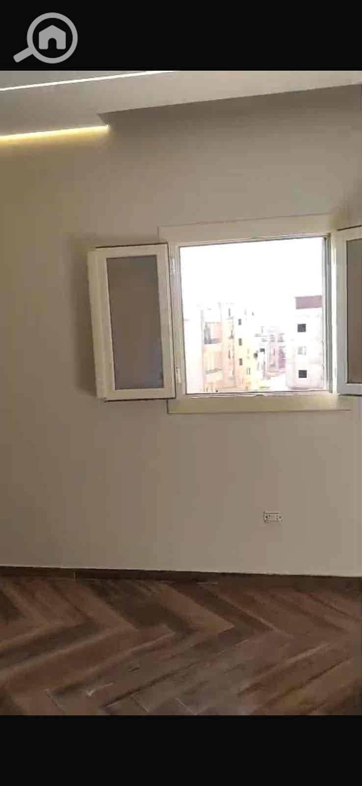 3 95c60f7c-f2dc-4adf-8959-d5779225604c. jpg