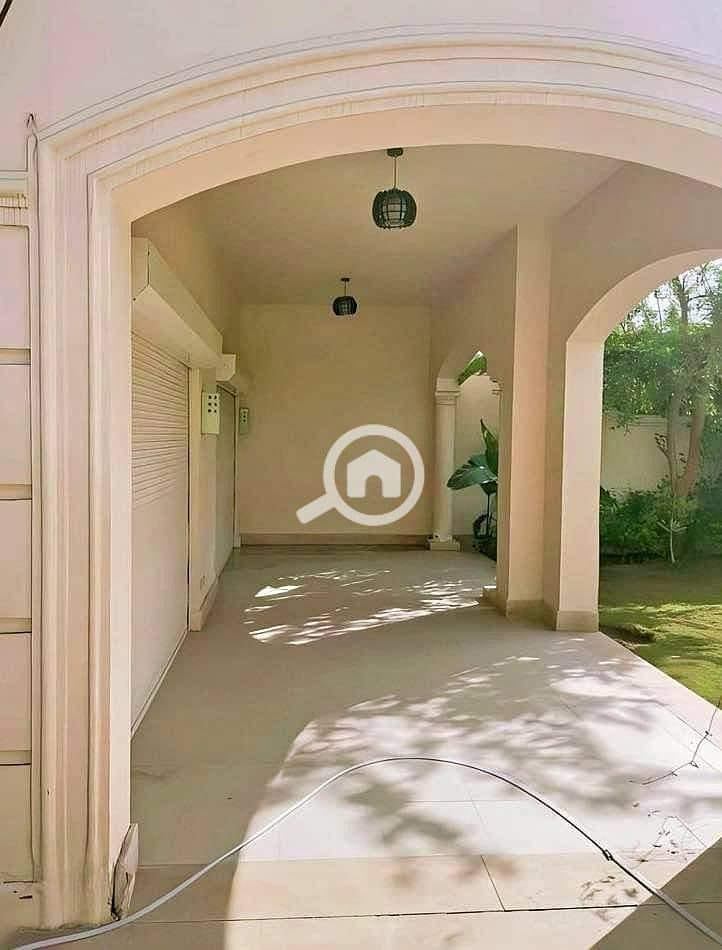 8 551312377_767617169396394_1972846556366839779_n. jpg