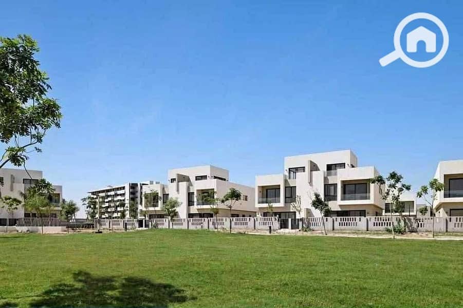 2 558991232_2426298904479999_1786050360024800565_n. jpg