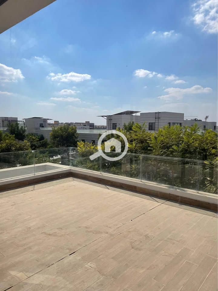 6 564051395_804768548829870_4303872320505929957_n. jpg