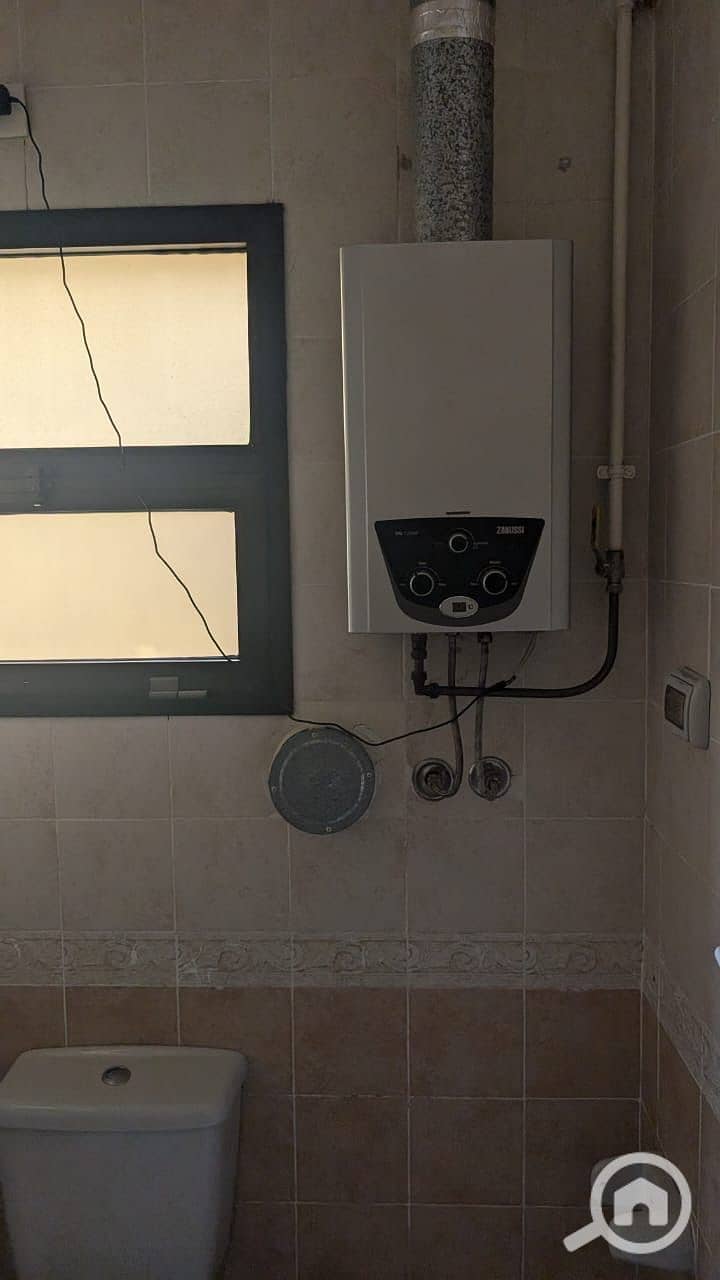 9 c1892eb5-04a2-4c11-937b-814c897a78a3. jpeg