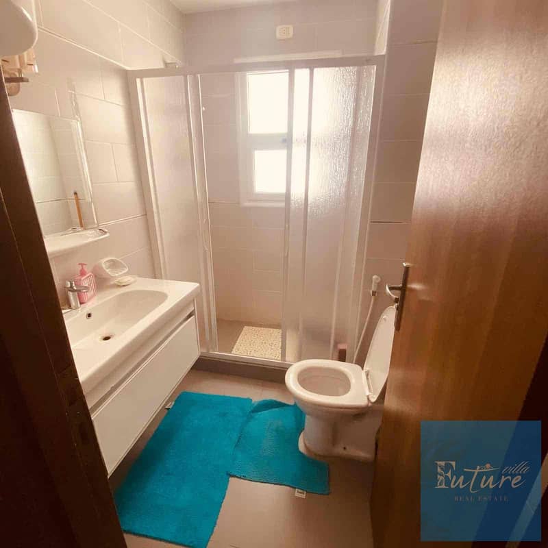 10 cb083b53-2828-4016-bab8-b8c7adfd7cb2. jpg