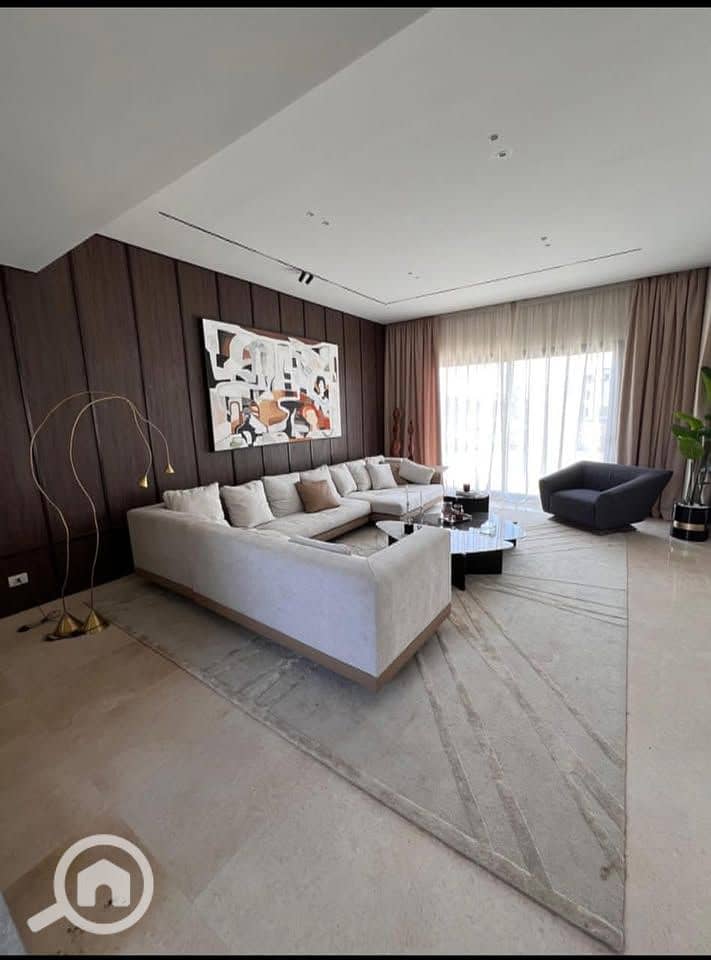 8 566665884_1482500562986140_2135435352601856799_n. jpg