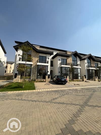 فیلا 4 غرف نوم للبيع في مدينة المستقبل، القاهرة - WhatsApp Image 2025-10-10 at 12.16. 55 AM (3). jpeg