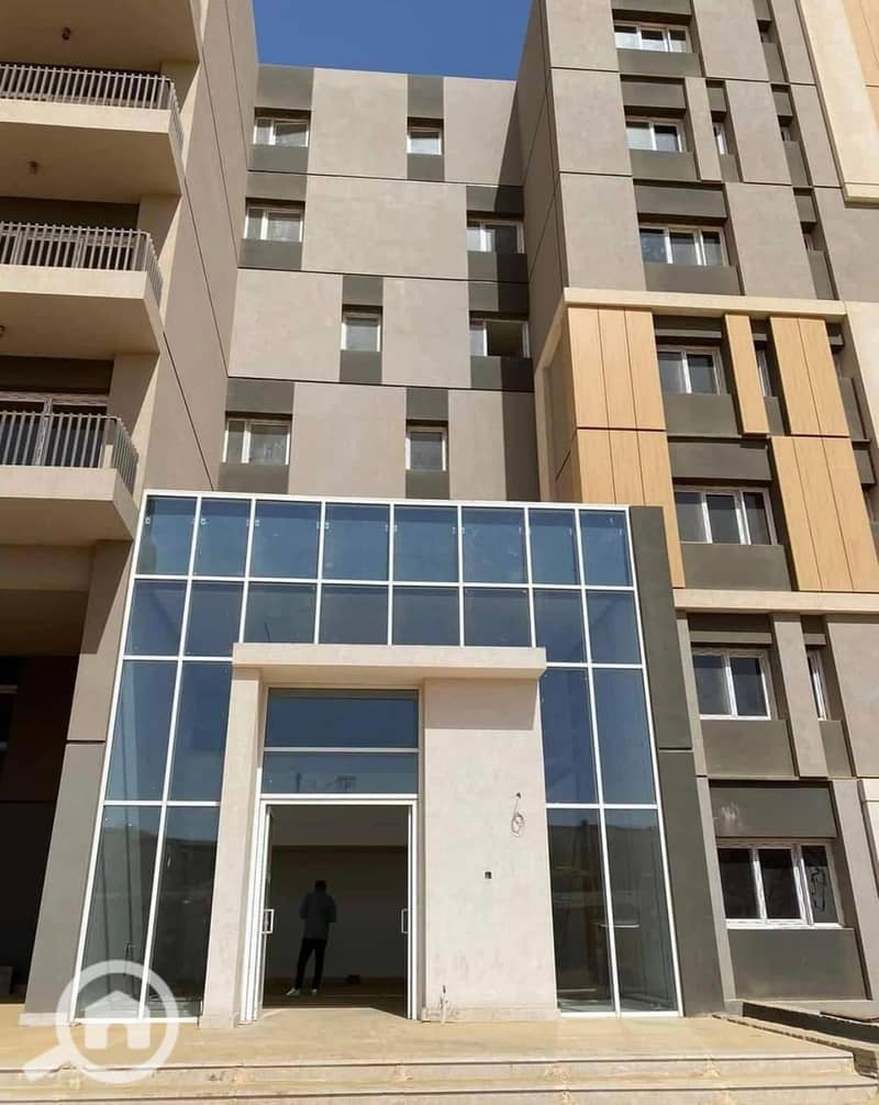 2 WhatsApp Image 2025-04-17 at 12.21. 38 AM (1). jpeg