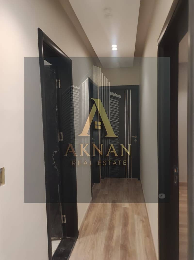 9 WhatsApp Image 2025-10-25 at 13.50. 18 (4). jpeg