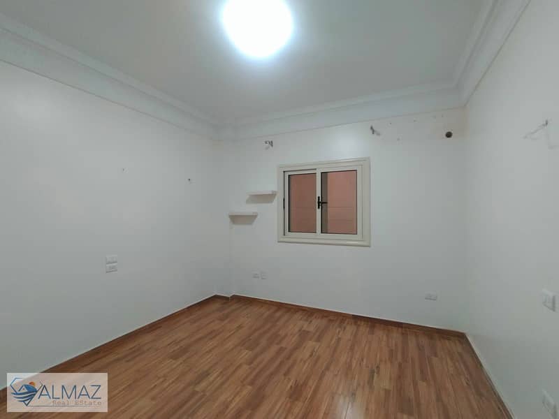 2 WhatsApp Image 2025-10-06 at 10.51. 06 AM. jpeg