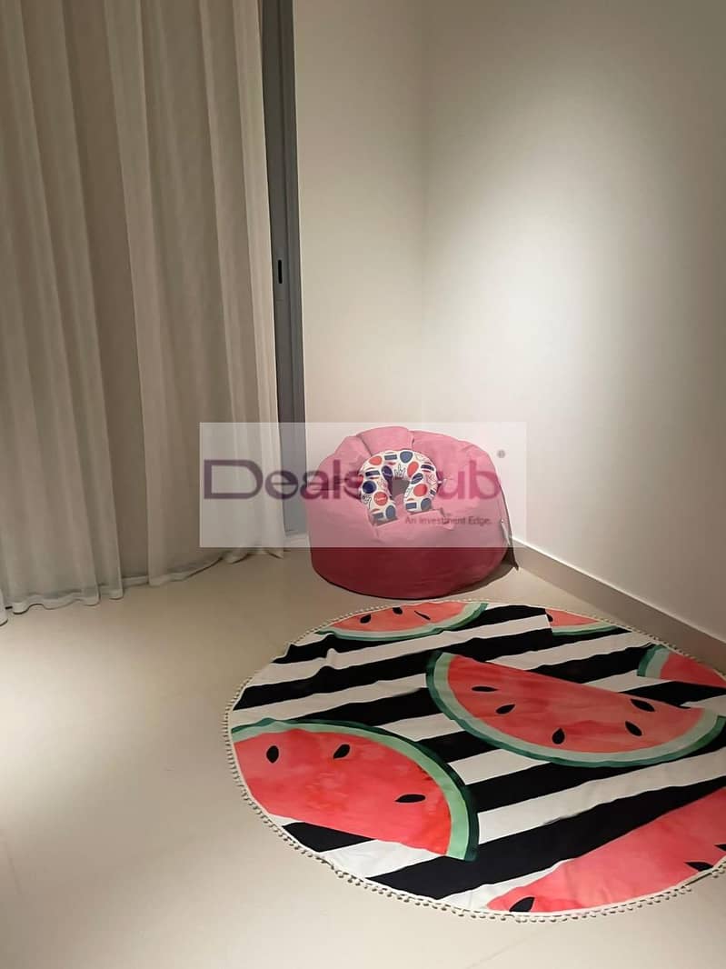 5 635871bb-7025-4aa7-b47a-979e8fd1aa8b. jpg