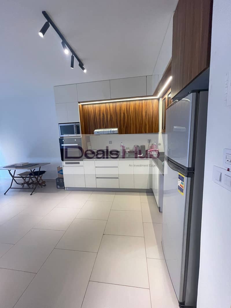 6 cdbba5d5-c1ff-4196-9217-37942e6f6096. jpg