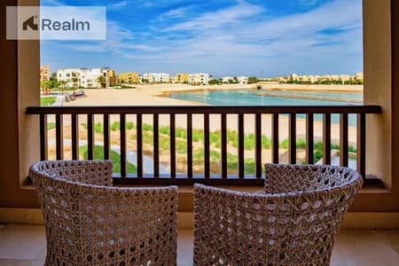 2 Bedroom Chalet for Sale in Gouna, Red Sea - WhatsApp Image 2025-09-18 at 14.18. 42_0f5914d7. jpg 2 Bedroom Chalet for Sale in Gouna, Red Sea - WhatsApp Image 2025-09-18 at 14.18. 42_0f5914d7. jpg