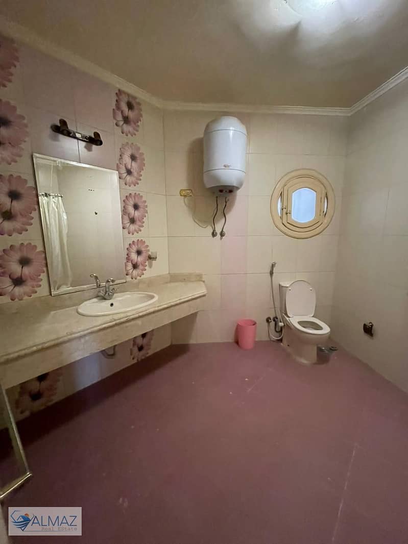 6 WhatsApp Image 2025-09-27 at 12.12. 21 PM. jpeg