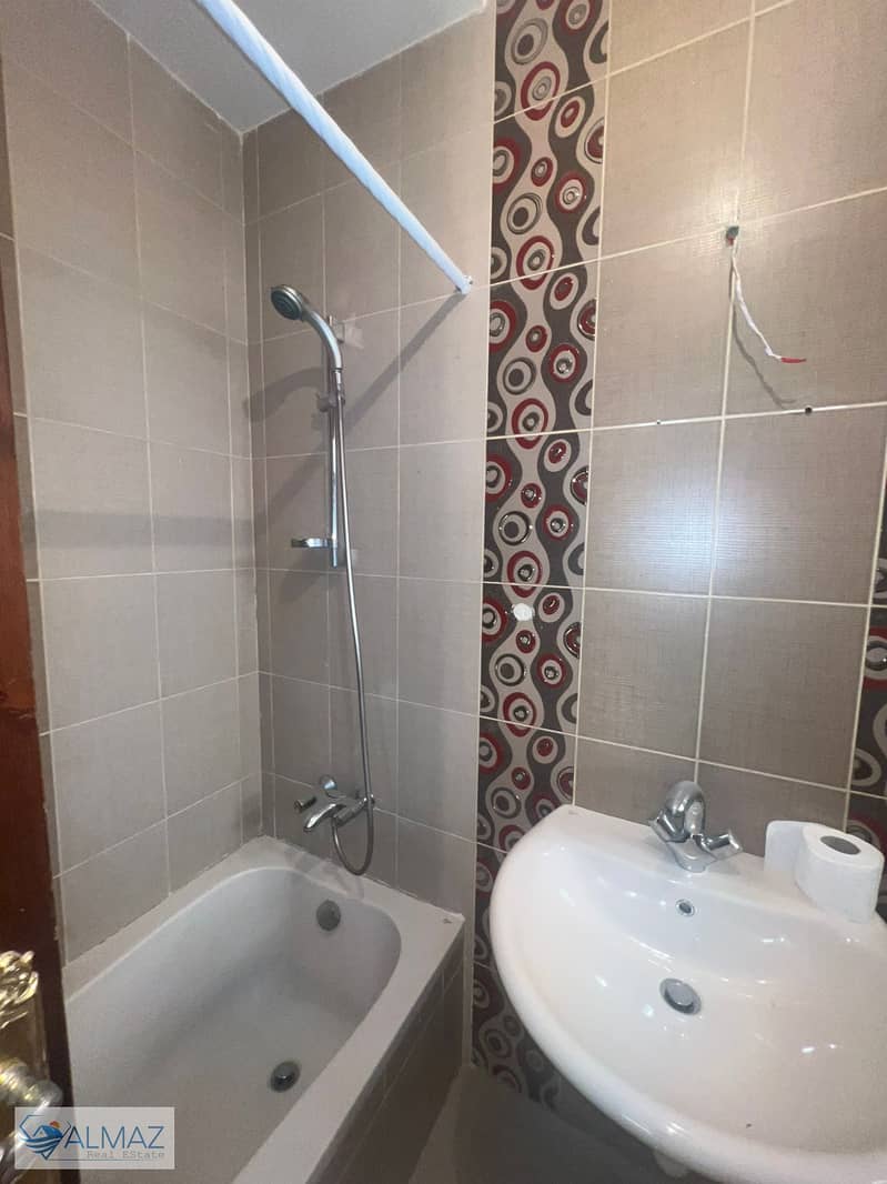 5 WhatsApp Image 2025-09-25 at 5.36. 44 PM (1). jpeg