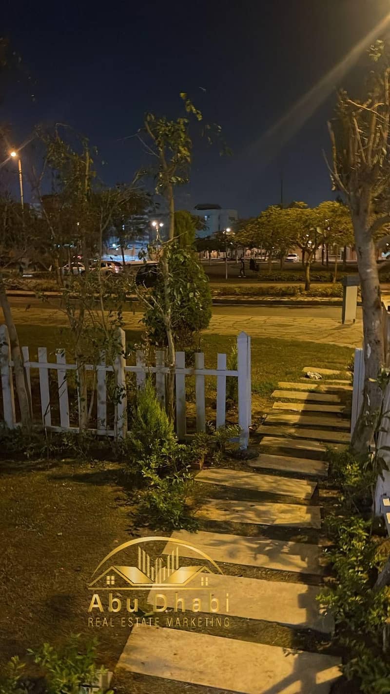 11 571788675_1429142399215410_4581290800110560967_n. jpg