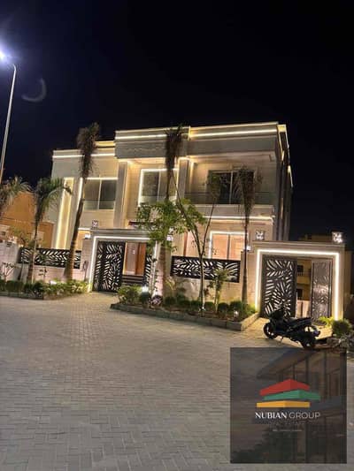 فیلا 9 غرف نوم للبيع في 6 أكتوبر، الجيزة - 4e63dbed-a6b6-499b-b9ce-7bab70c9f2c1. jpg