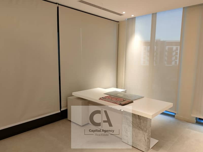 3 b303bc91-3d0e-4169-a6cc-b619030725ad. jpg